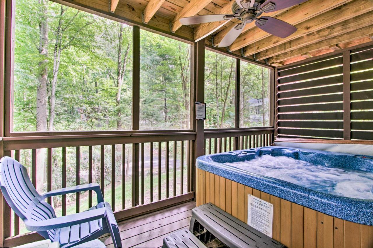 Вилла A-Frame Cabin With Hot Tub Less Than 1 Mi To Ober Гатлинбург Экстерьер фото
